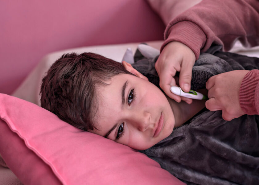 Povišena tjelesna temperatura kod djece: što kad dijete ima temperaturu?