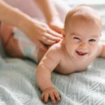 Fiziološke i psihološke prednosti masaža za bebe